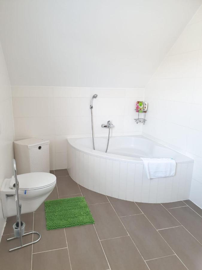 Bogi'S Ferienhaus - Pension ラアーキルヒェン エクステリア 写真