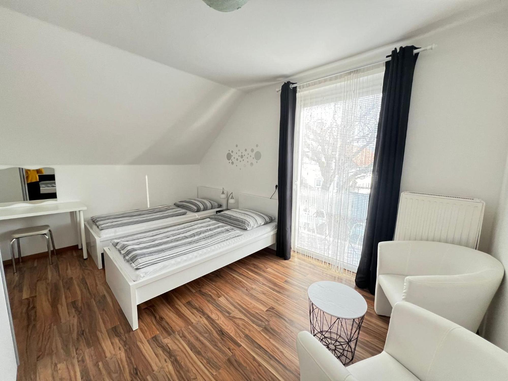 Bogi'S Ferienhaus - Pension ラアーキルヒェン エクステリア 写真
